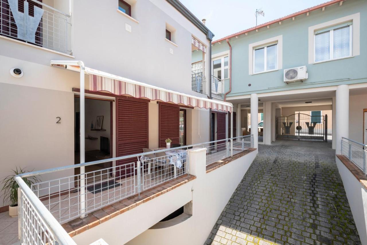 Le Case Di Salvia San Vincenzo Exterior foto